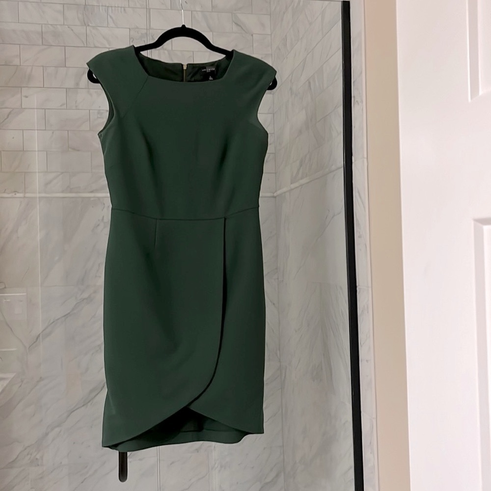 Chic The Limited Green dress